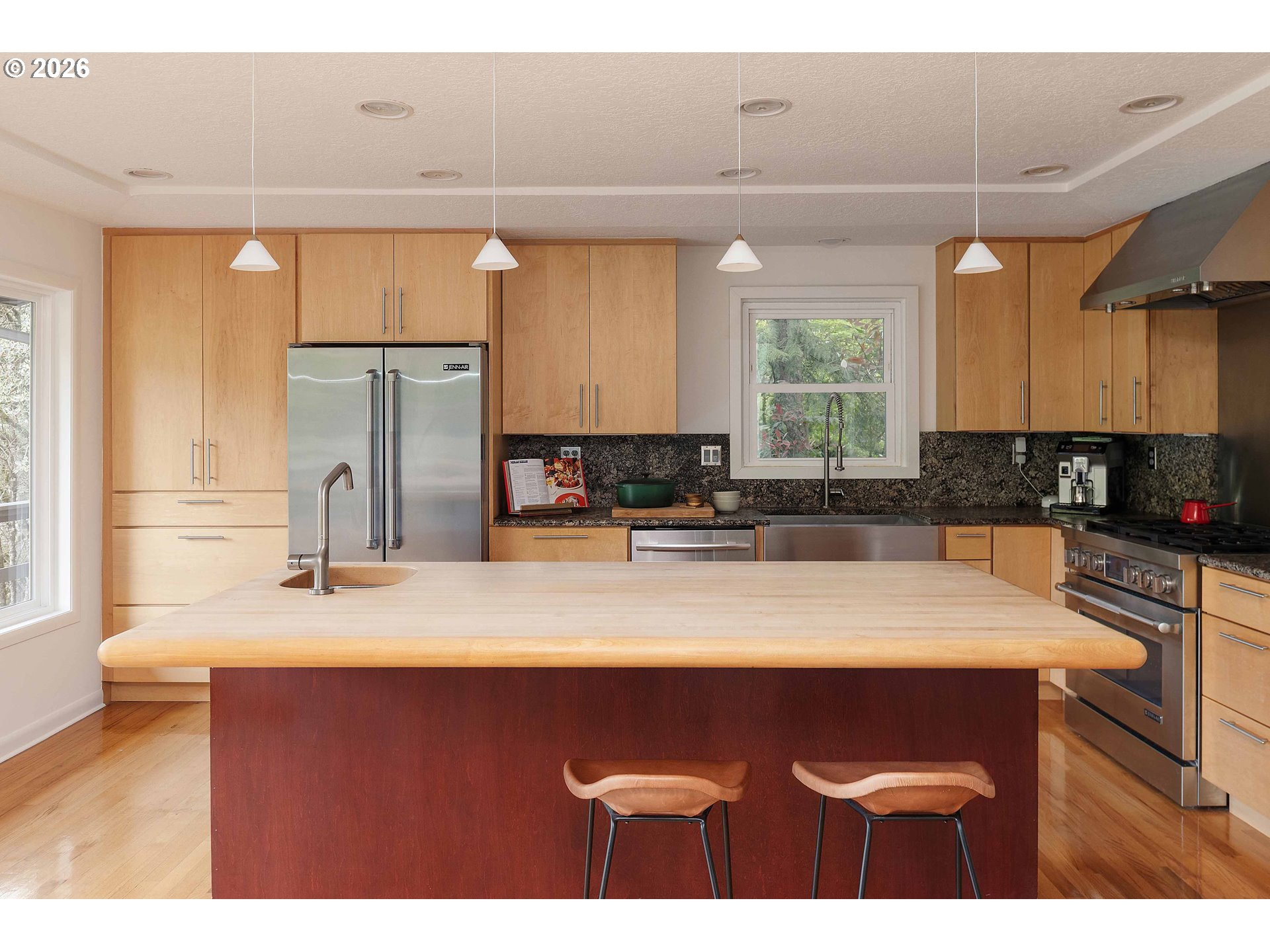 Kitchen-Island