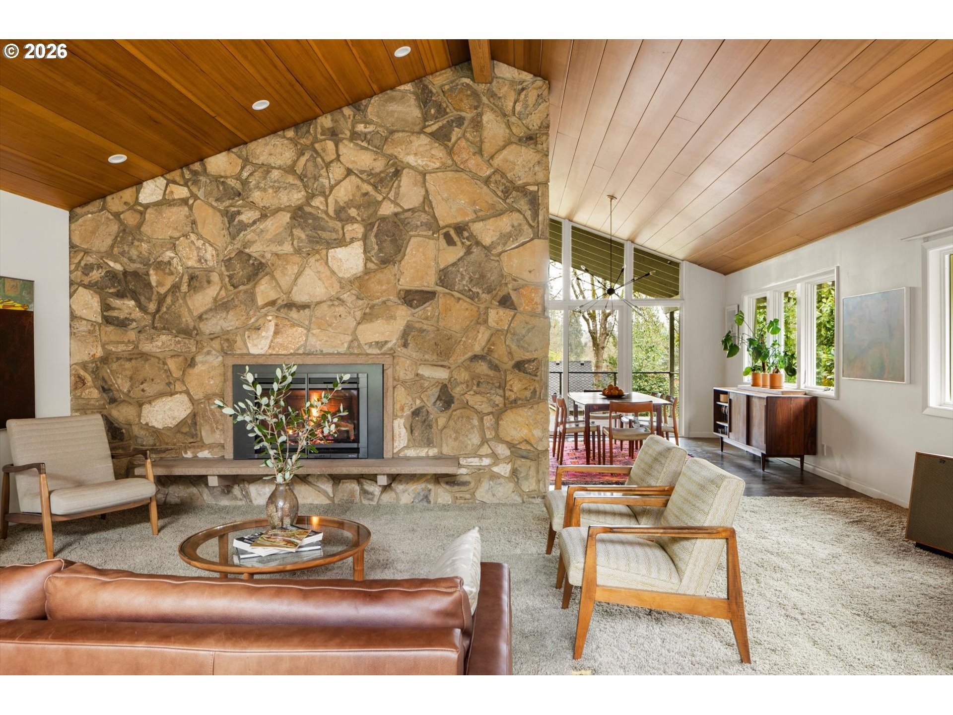 Living Room-Fireplace