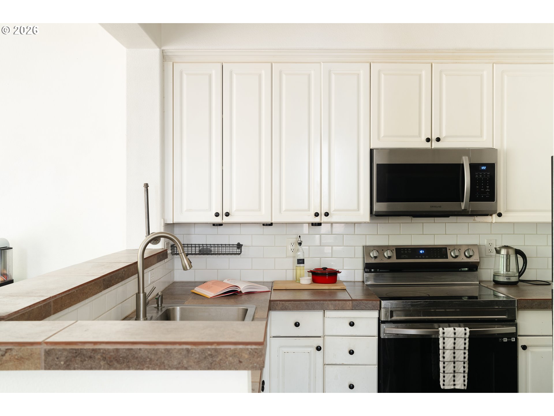 Kitchen-Oven